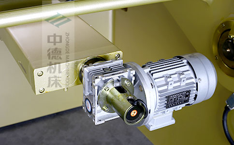 ZDS-832后檔料減速電機(jī)，質(zhì)量好，模擬運(yùn)算定位速度快.jpg